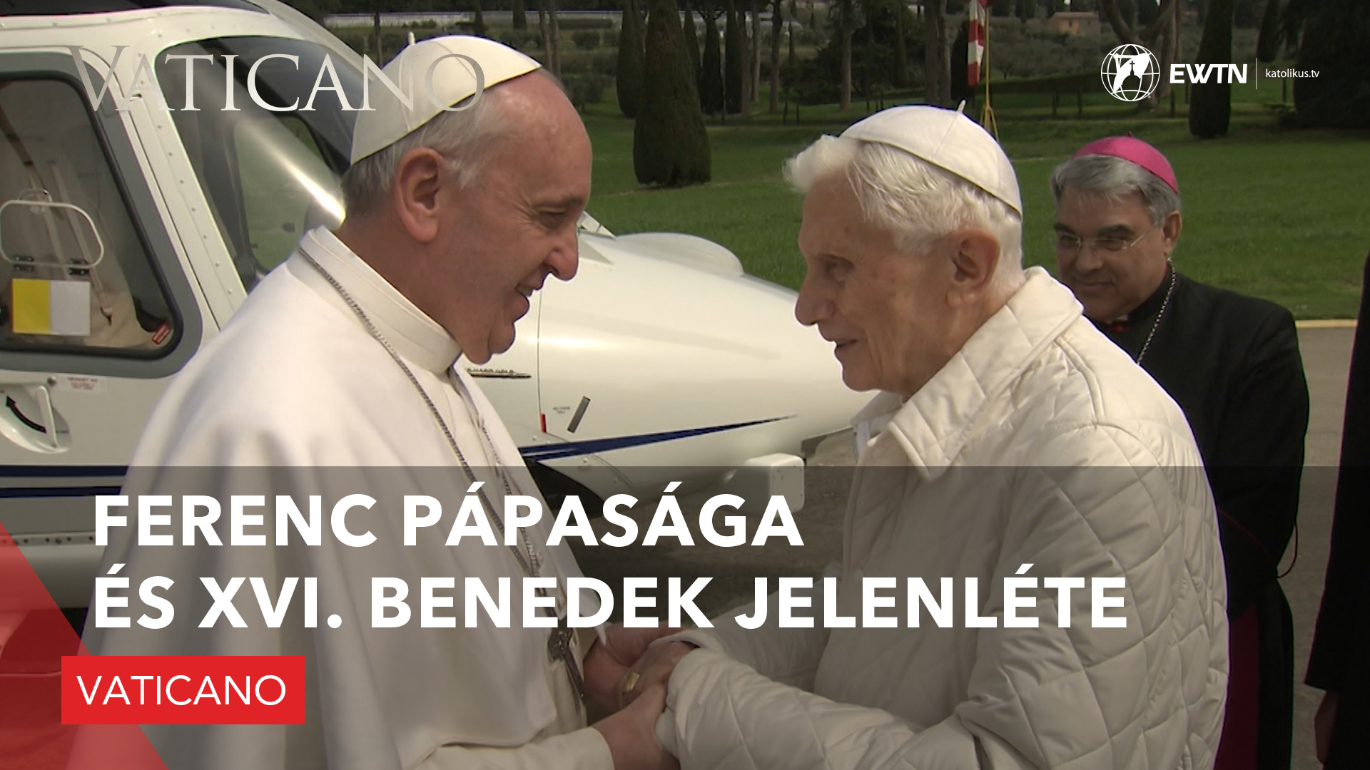 Ferenc pápasága és XVI. Benedek jelenléte